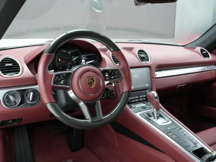 Porsche 718 2023 Model Cayman 2.0T – фото 9