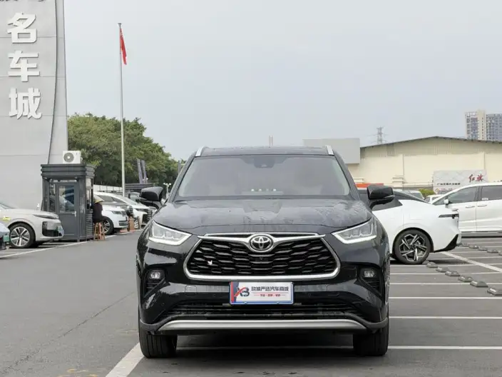 Toyota Highlander 2026 Model Hybrid 2.5L 4WD Supreme Edition 7 seat – фото 2