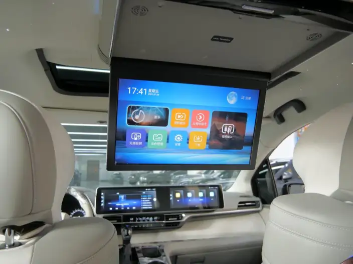 Toyota Sienna 2024 Model Hybrid 2.5L 4WD Deluxe Edition – фото 10