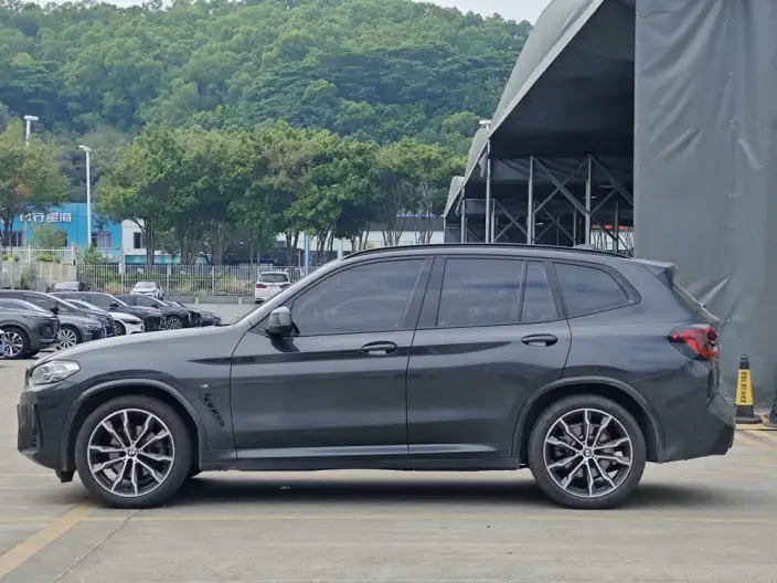 BMW X3 2023 Model xDrive30i Leading Model M Night Set – фото 4