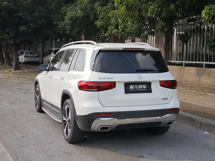 Mercedes-Benz GLB 2023 Model GLB 220 Fashion Model – фото 4