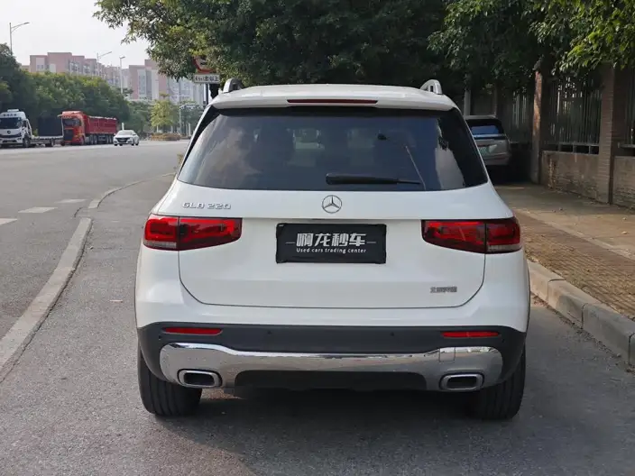 Mercedes-Benz GLB 2023 Model GLB 220 Fashion Model – фото 5