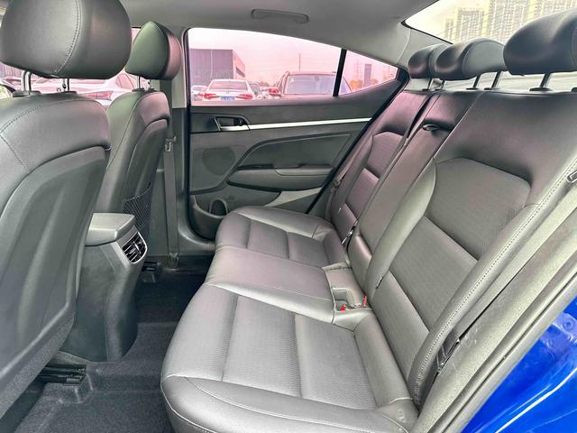 Hyundai Elantra Модель 2019 года 1.5L CVT Smart Hyun · Elite – фото 9
