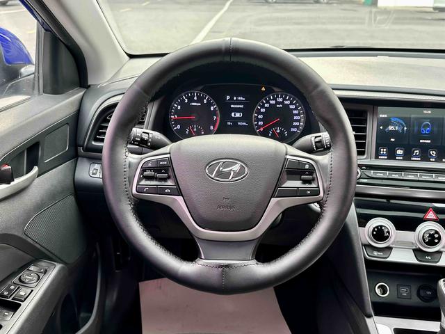 Hyundai Elantra Модель 2019 года 1.5L CVT Smart Hyun · Elite – фото 14