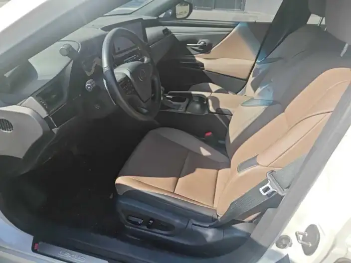 Lexus ES 2024 Model 200 Premium – фото 8