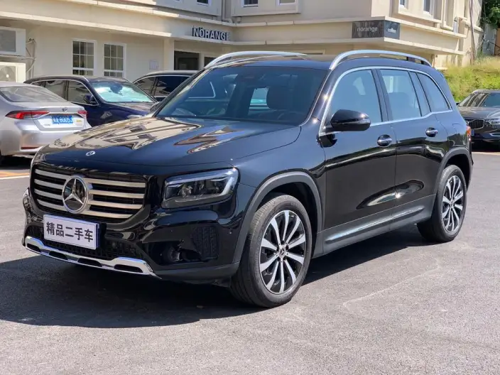 Mercedes-Benz GLB 2025 Model GLB 220 Fashion Model – фото 1