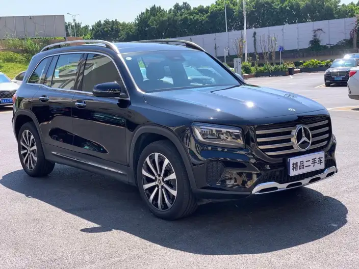 Mercedes-Benz GLB 2025 Model GLB 220 Fashion Model – фото 3