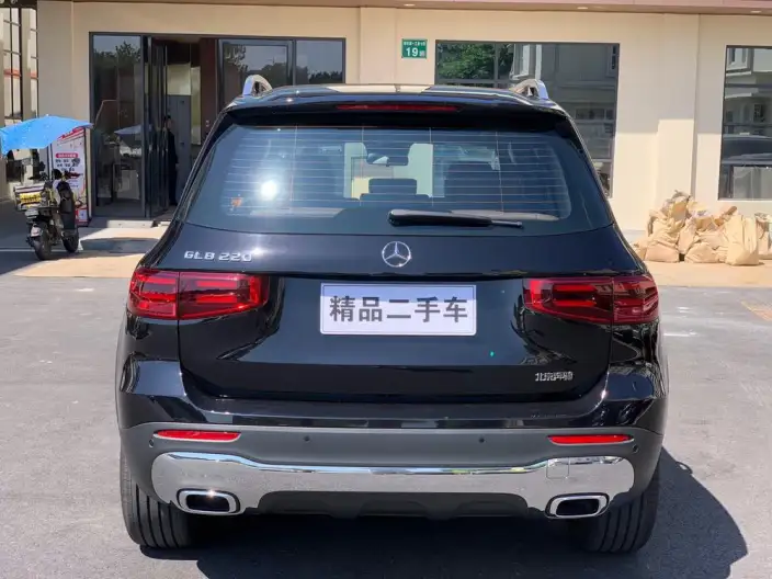 Mercedes-Benz GLB 2025 Model GLB 220 Fashion Model – фото 5