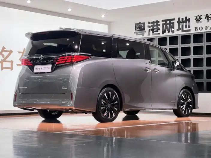 Elfa 2023 Model 2.5L Intelligent Hybrid 4WD Premium Edition – фото 5