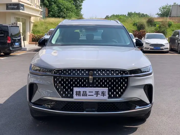 Nautilus 2026 Model 2.0T 2WD Voyage