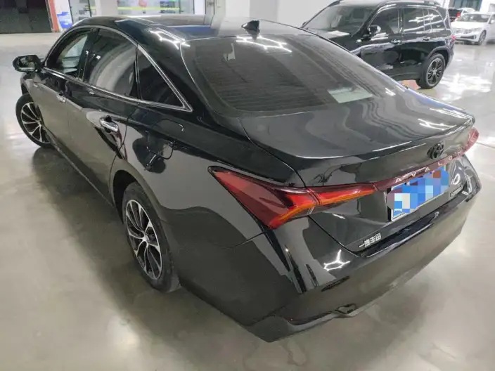 Toyota Avalon 2022 Model Hybrid 2.5L Deluxe Edition