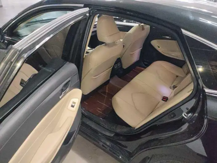 Toyota Avalon 2022 Model Hybrid 2.5L Deluxe Edition – фото 8