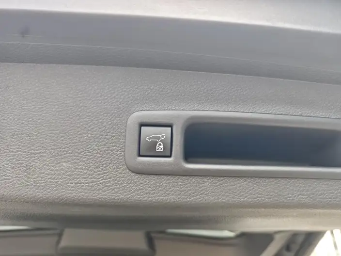 Toyota Sienna 2021 Model 2.5L Hybrid Platinum edition – фото 8