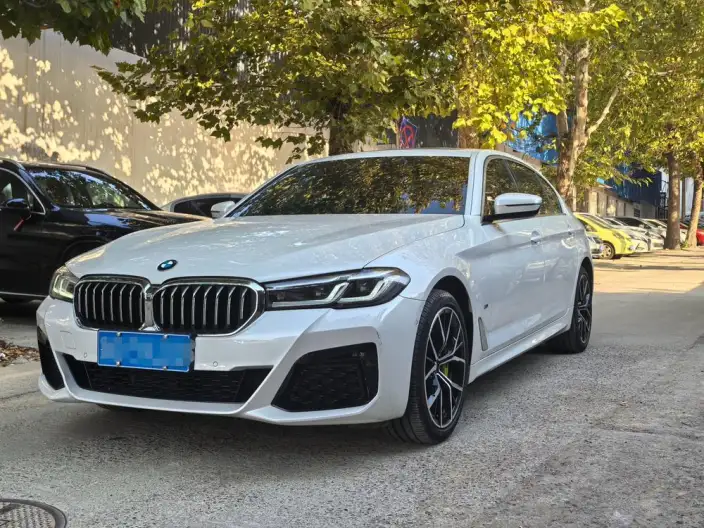 BMW 5 Series 2022 Model Facelift 530Li Leading Model M Sports Set