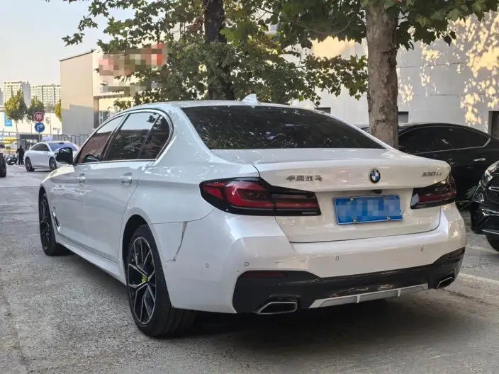 BMW 5 Series 2022 Model Facelift 530Li Leading Model M Sports Set