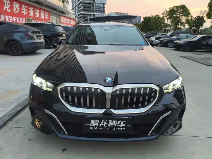 BMW 5 Series 2025 Model 525Li M Sports Set