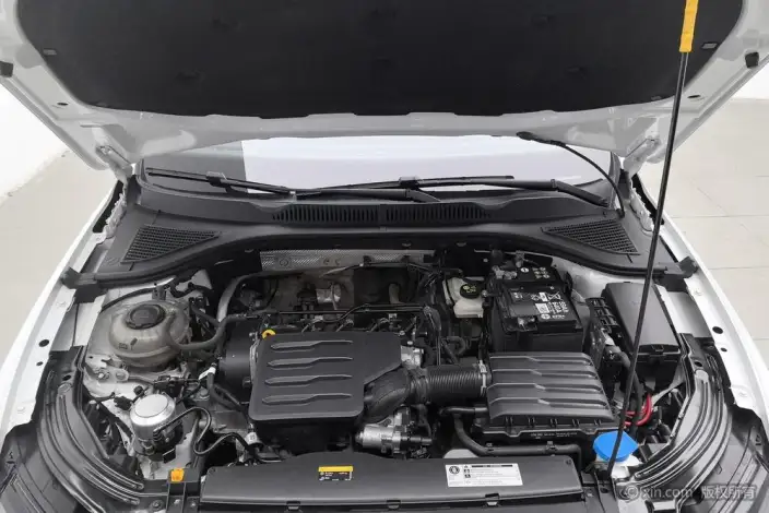 Volkswagen Lavida 2024 Model 1.5L Automatic Starry Sky Five Million Edition – фото 5