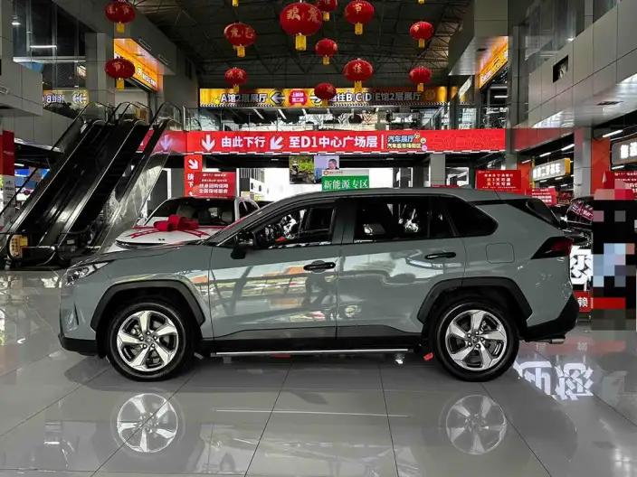 Toyota RAV4 2022 Model 2.0L CVT 2WD Fashion PLUS Edition