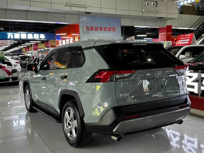 Toyota RAV4 2022 Model 2.0L CVT 2WD Fashion PLUS Edition – фото 5