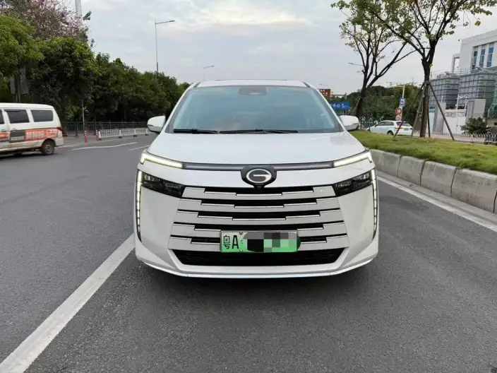 GAC Trumpchi E8 PHEV 2025 Model 2.0ATK 150km PRO+
