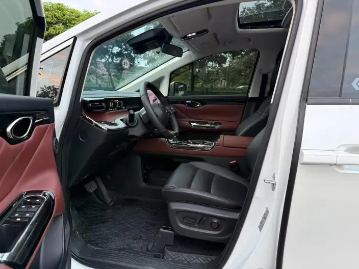GAC Trumpchi E8 PHEV 2025 Model 2.0ATK 150km PRO+ – фото 8