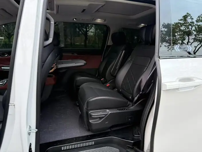 GAC Trumpchi E8 PHEV 2025 Model 2.0ATK 150km PRO+ – фото 9