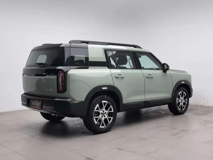 BAIC BJ30 2026 Model Traveler 1.5T DHT Hybrid Advanced version