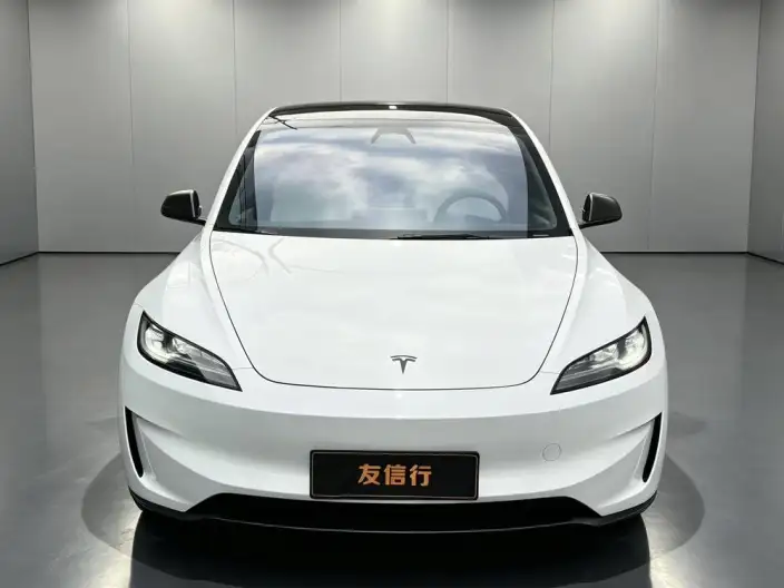 Model 3 2024 Model High performance All-wheel drive version