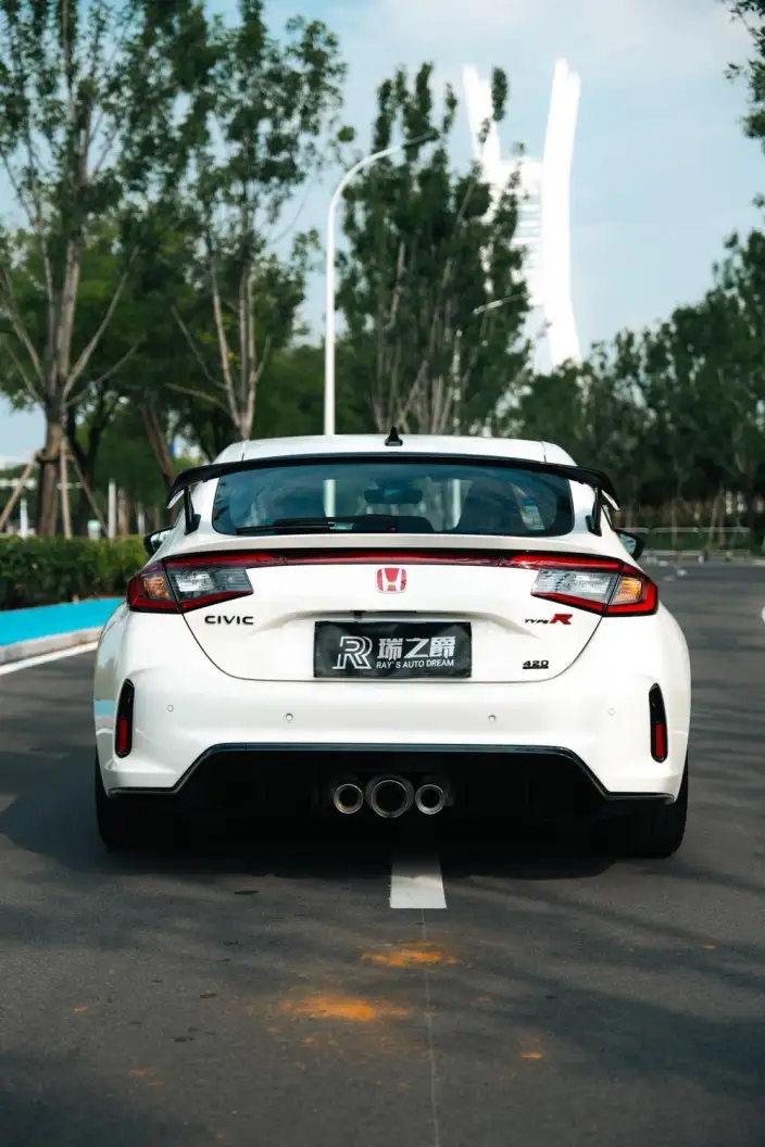 Honda Civic Imported 2023 Model 420TURBO TYPE R – фото 5