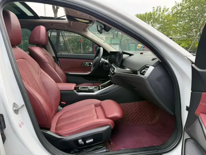 BMW 3 Series 2023 Model 320Li M Sports Set – фото 9