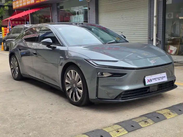 Toyota bZ7 2026 Model 710 Ultra LiDAR Edition