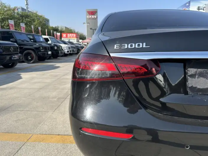 Mercedes-Benz E-Class 2022 Model Facelift E 300 L Fashion Model sedan – фото 8