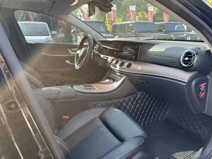 Mercedes-Benz E-Class 2022 Model Facelift E 300 L Fashion Model sedan – фото 10