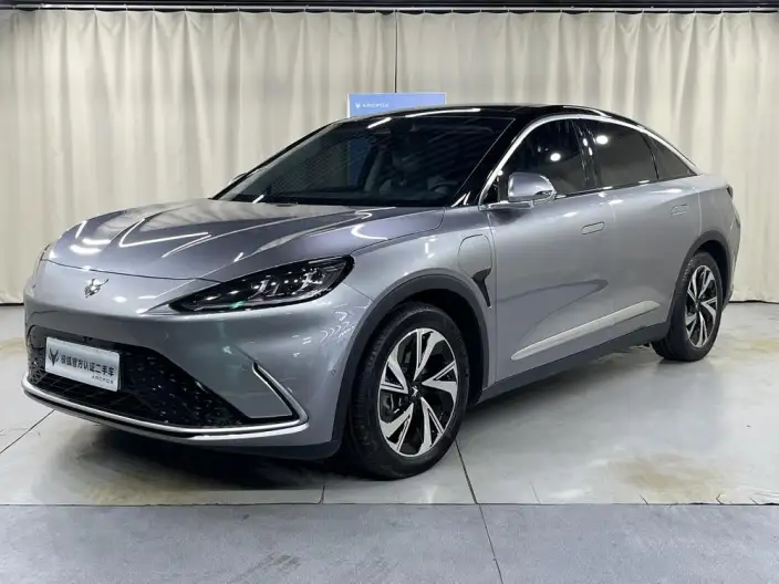 Arcfox α-S 2022 Model 708S+ 160kW