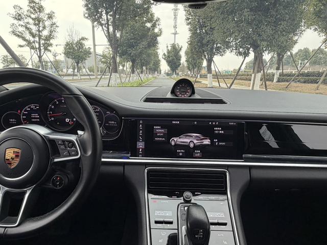 Porsche Panamera 2017 Panamera 3.0T – фото 9