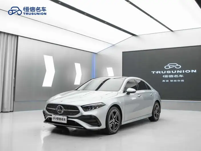 Mercedes-Benz A-class 2023 Model A 200 L Sports sedan Fashion Edition