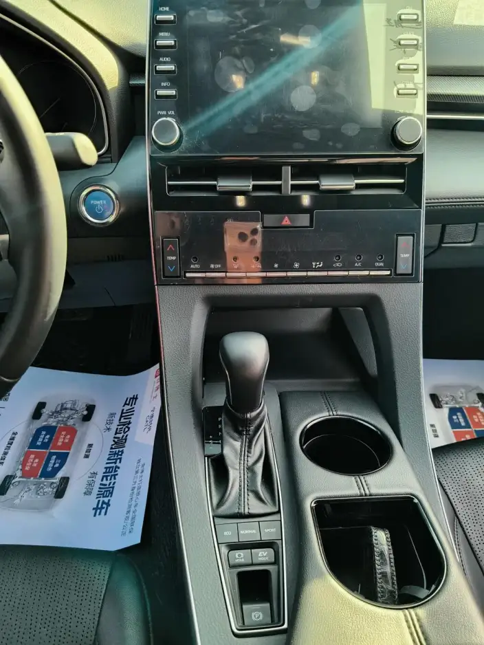 Toyota Avalon 2019 Model Hybrid 2.5L Deluxe Edition China VI – фото 9