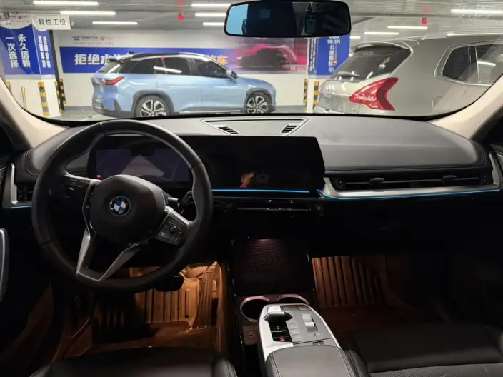 BMW iX 1 2025 Model eDrive25L X Design Set – фото 6