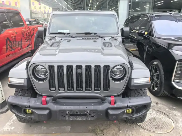 Jeep Wrangler 2021 Model 2.0T 80th Anniversary Memorial Edition – фото 2