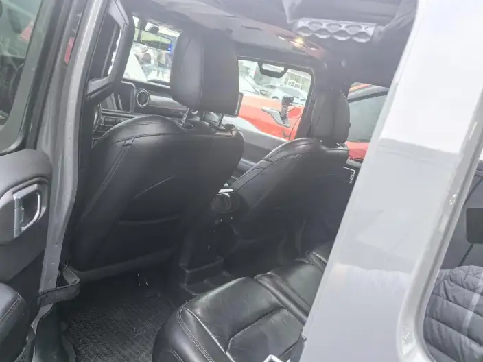 Jeep Wrangler 2021 Model 2.0T 80th Anniversary Memorial Edition – фото 10