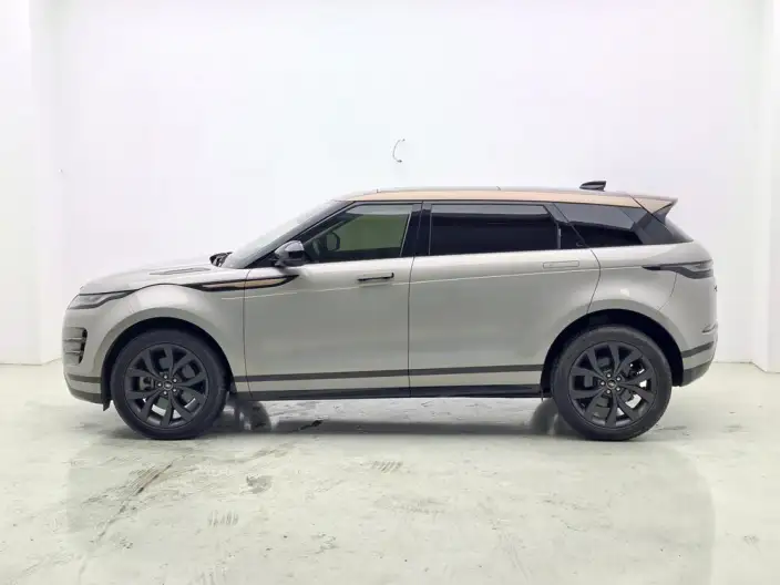 Range Rover Evoque 2023 Model Aurora L 249PS Collins Bronze Special Edition – фото 4