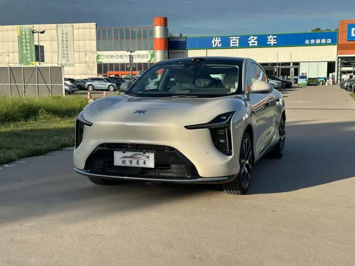 IM LS6 2026 Model EV Max+ – фото 1