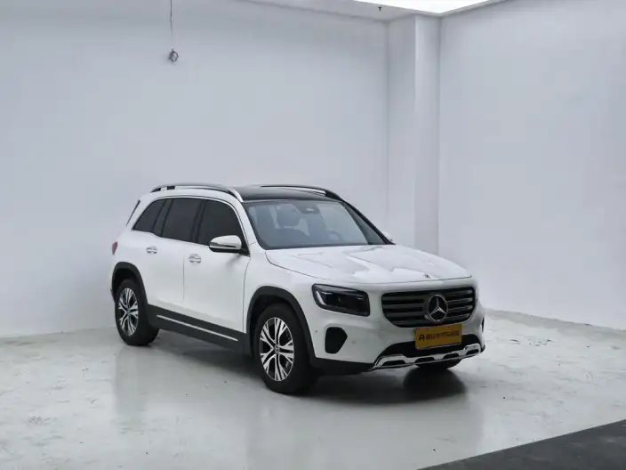 Mercedes-Benz GLB 2024 Model GLB 220 Dynamic Model – фото 3