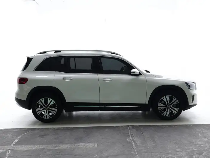 Mercedes-Benz GLB 2024 Model GLB 220 Dynamic Model – фото 8