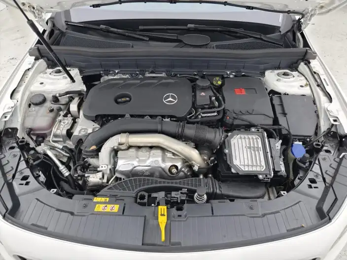 Mercedes-Benz GLB 2024 Model GLB 220 Dynamic Model – фото 10