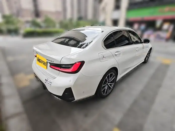 BMW 3 Series 2023 Model 325Li M Sports Set – фото 2