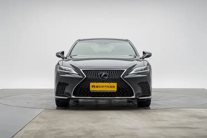 Lexus LS 2021 Model 500h Superior Edition