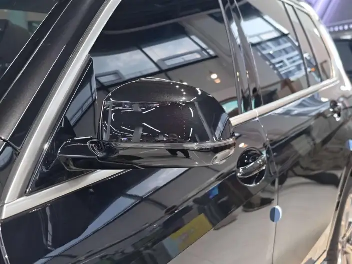 BMW X7 2023 Model xDrive40i Leading Model Luxury Set – фото 10