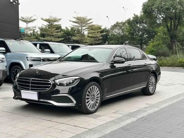 Mercedes-Benz E-Class 2023 Model Facelift E 300 L Luxury Model sedan – фото 1