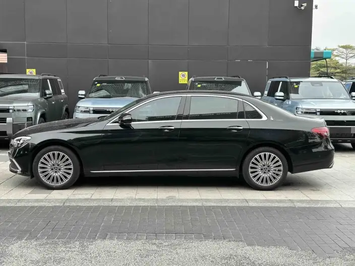 Mercedes-Benz E-Class 2023 Model Facelift E 300 L Luxury Model sedan – фото 3